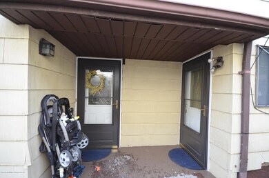 245 Ada Dr, Staten Island, NY 10314 - photo 5