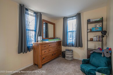 216 W Thomas-006