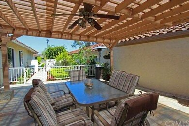 Sit back, relax and enjoy the cool ocean breeze! 