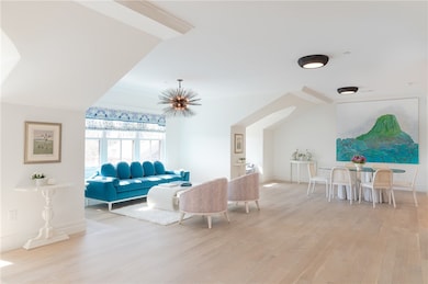 78 Rhode Island Ave unit 8, Newport, RI 02840 - photo 3