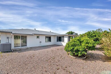 5102 E Emerald Ave-large-020-023-Backyar