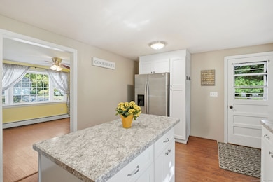 17 Douglas Dr, Enfield, CT 06082 - photo 4