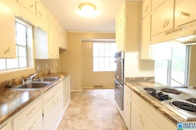 420 21st Ave NE, Center Point, AL 35215 - photo 5