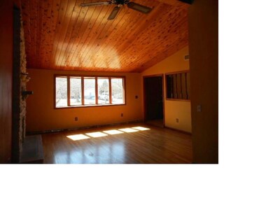 Den/Family/Great Room.