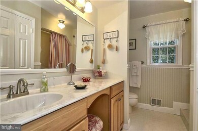 1509 Castle Cliff Place, Silver Spring, MD 20904 - photo 2