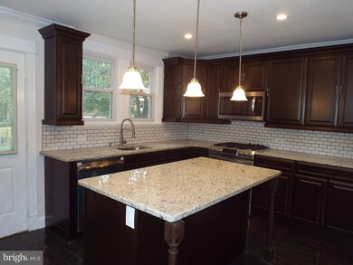 613 Cypress St, Lansdowne, PA 19050 - photo 5