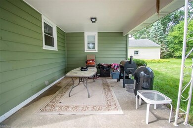 561 Audrey Ln, Struthers, OH 44471 - photo 6