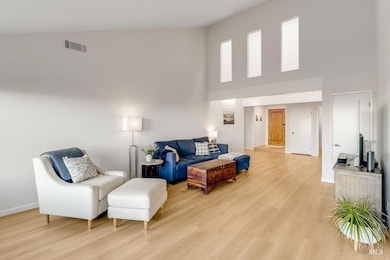 835 Clifton Ct, Benicia, CA 94510 - photo 5