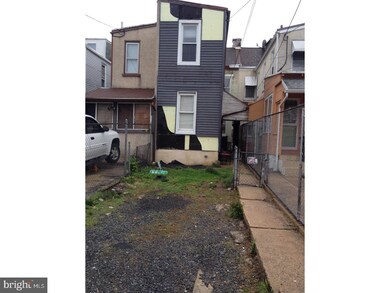 1437 Moss St, Reading, PA 19604 - photo 2