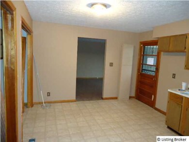 149 Goodloe Ave, Bloomfield, KY 40008 - photo 4