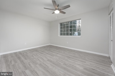 1521 Colonial Dr unit 104, Woodbridge, VA 22192 - photo 4