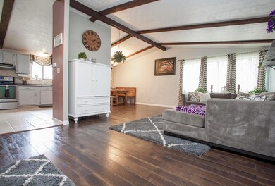 5713 Countrie View_006