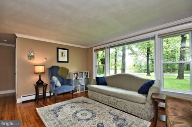 2076 Bedminster Rd, Perkasie, PA 18944 - photo 7