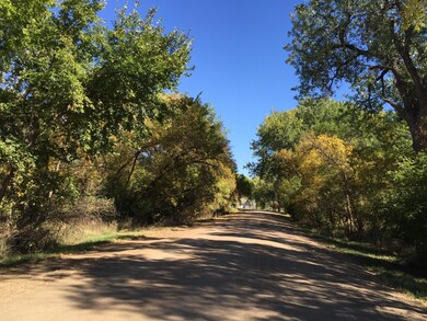 Frontier Road