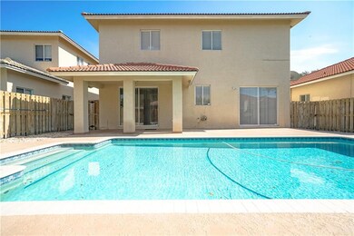 Backyard/ Pool Area
