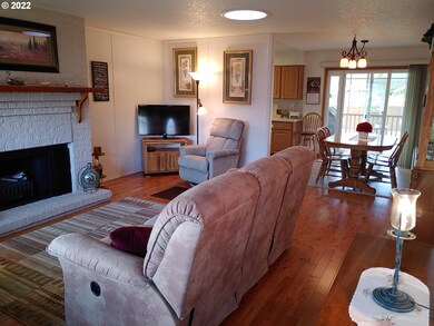 674 Brentwood Dr E, the Dalles, OR 97058 - photo 6