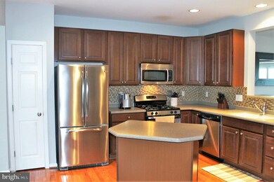 11 Cypress St, Swedesboro, NJ 08085 - photo 6