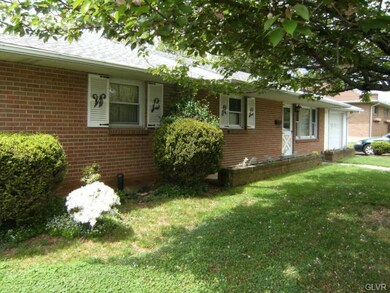 4266 N Church St, Whitehall, PA 18052 - photo 2