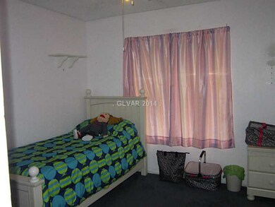 Bedroom. all bedrooms have fans