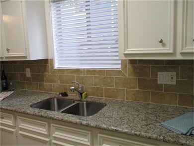 611 W 27th St unit A, Houston, TX 77008 - photo 3