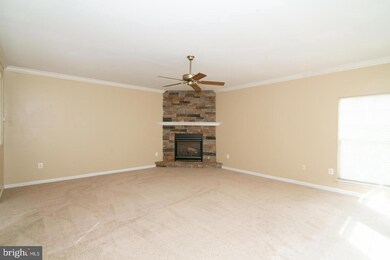 3018 Desert Palm Ct, Dumfries, VA 22026 - photo 6