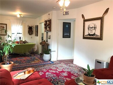 510 Harvey St unit B, San Marcos, TX 78666 - photo 7