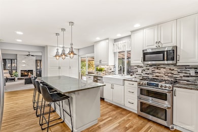 11907 NE 133rd Place, Kirkland, WA 98034 - photo 7