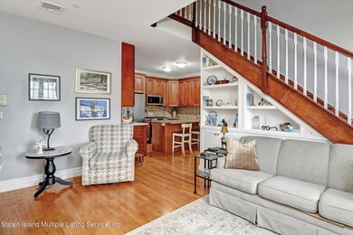 03-Living Room & Dining Room