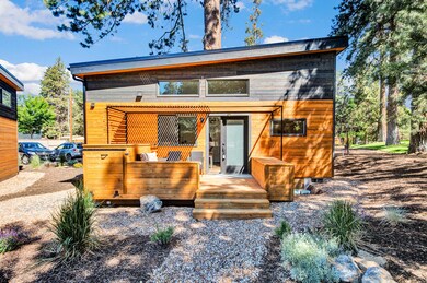 61304 SE Wizard Ln unit 10, Bend, OR 97702 - photo 3