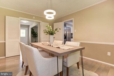 8706 Crystal Rock Ln, Laurel, MD 20708 - photo 4