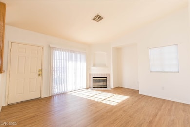 4730 E Craig Rd unit 2028, Las Vegas, NV 89115 - photo 4