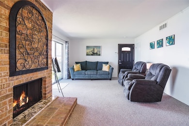 388 Driftwood Ct unit 1A, Azle, TX 76020 - photo 6