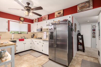 8FB133E9-C7A1-4FC1-A8A3-7BA323B12A60