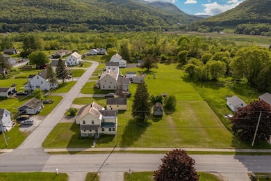 14 Anderson St, West Rutland, VT 05777 - photo 4