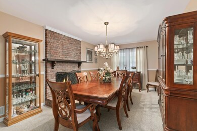 13 Melody Ln Middletown NJ-print-005-12-