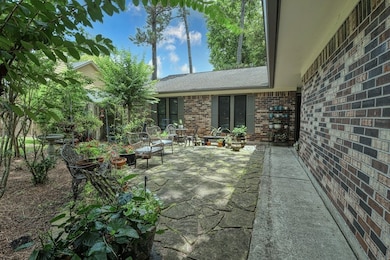 15 S High Oaks Cir, Spring, TX 77380 - photo 5