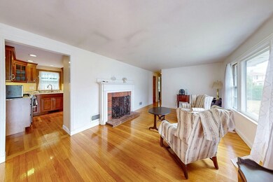7 Guilford Rd, Milton, MA 02186 - photo 3