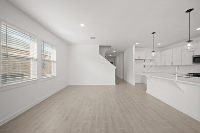 8430 Bay Oaks Dr, Baytown, TX 77523 - photo 7