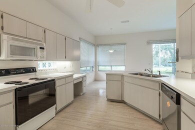 82 W Byrsonima Loop-19