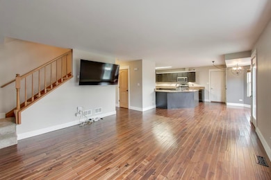 25023 Round Barn Rd, Plainfield, IL 60585 - photo 7