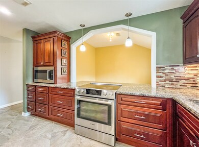 3522 Whitestone Dr, Pearland, TX 77584 - photo 6