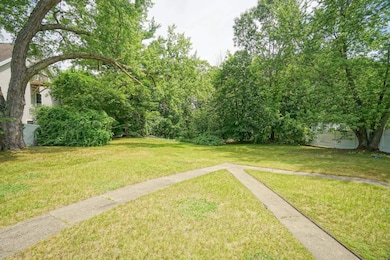 walkway in backyard