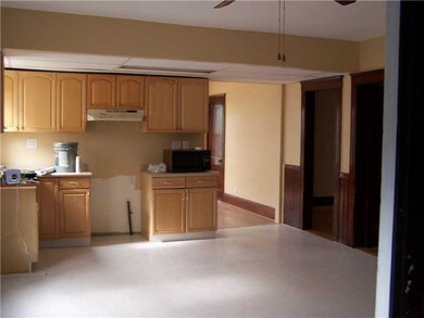 21 New Haven St unit 23, Central Falls, RI 02863 - photo 5