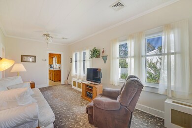 WELCOMING LIVING ROOM