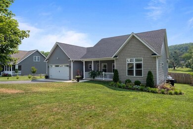 190 Montgomery Rd, Staunton, VA 24401 - photo 2