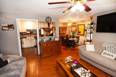7. Living Room 2