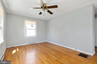 355 W 10th St, Front Royal, VA 22630 - photo 4