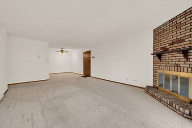10351 Menard Ave unit 322, Oak Lawn, IL 60453 - photo 5