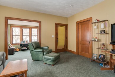 724 Davis St Kalamazoo-4