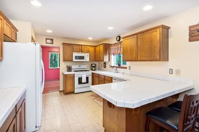 639 Viola Place W, Seabeck, WA 98380 - photo 3